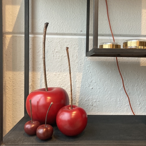 Cherry medium