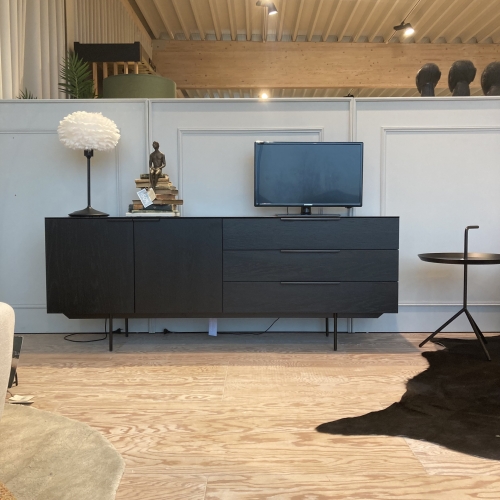 Travis dressoir - expomodel