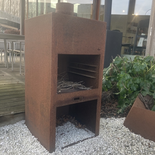 Burni Stig L 500x500x1000 corten - expomodel
